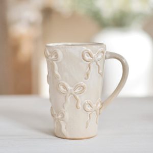 lacy bows mug